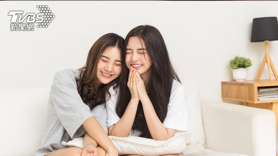 天秤女能迅速察覺人際關係中的變化。（示意圖／shutterstock達志影像）