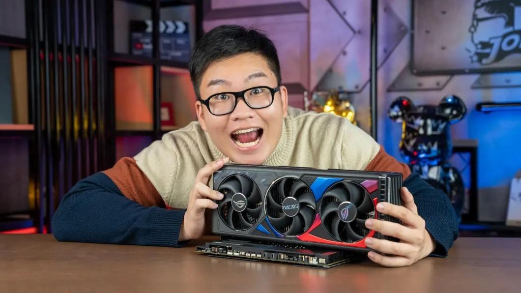 Joeman當YouTuber發跡前,曾任電競賽事講評,並取得好成績。(圖/翻攝自Joeman臉書)