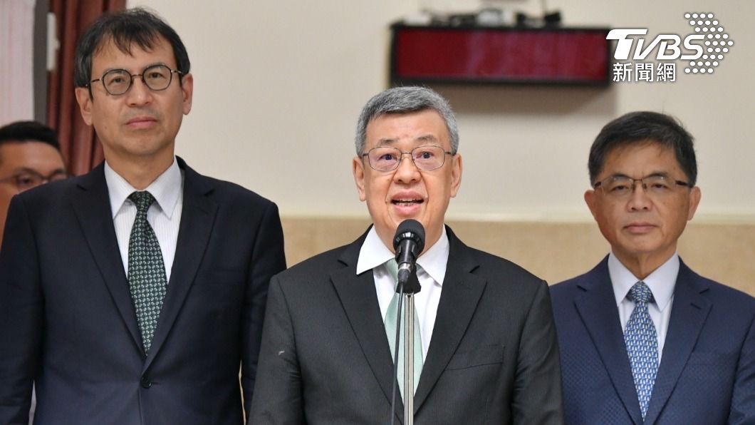 陳建仁赴立院備詢。(圖/行政院提供)