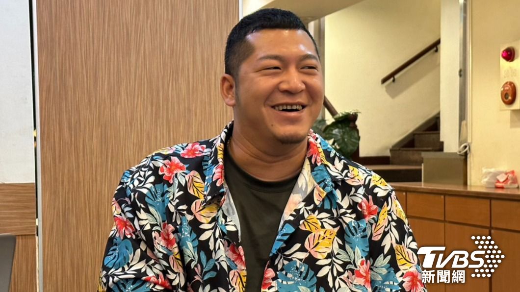 蕾菈、Joeman染毒出事!草爺認傳訊關心 爆飄「奇怪氣味」秒換房