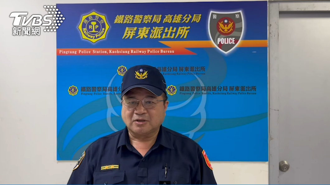 經屏東派出所查詢身分,鬧事比丘尼竟為嘉義地檢發布之傷害通緝犯。(圖/TVBS)