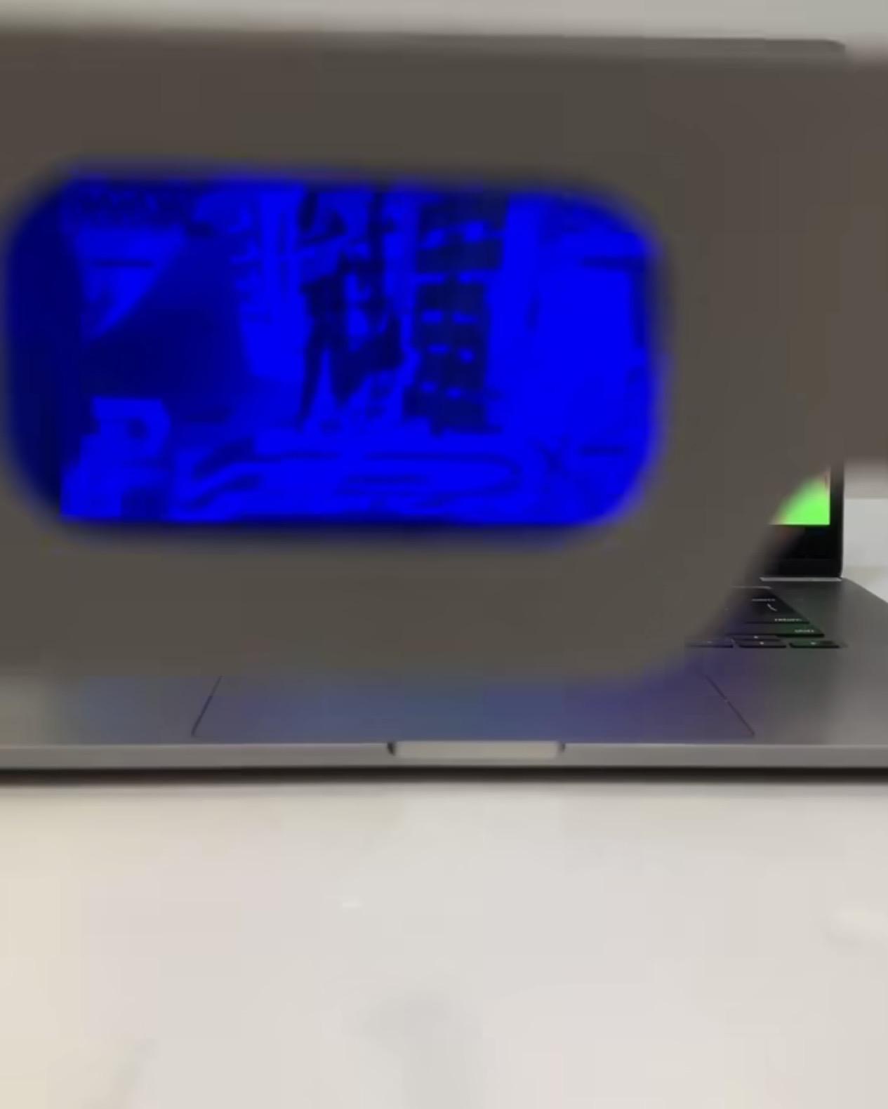 周崇偉曝光原本今年的口號,透過濾鏡眼鏡會看到「球迷冠軍」。(圖/翻攝周崇偉IG)