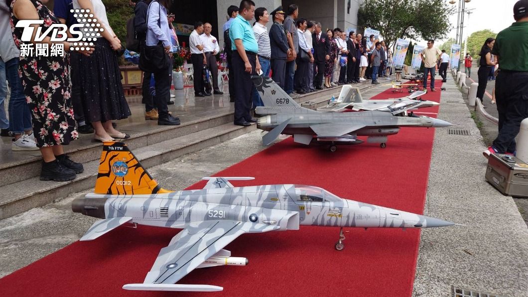 吳鳳科大成立人工智慧無人機科技系 新生贈1架無人機