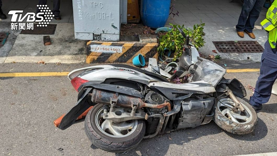 這次不是小動物！機車自撞變電箱　害台南中西區中午大停電　