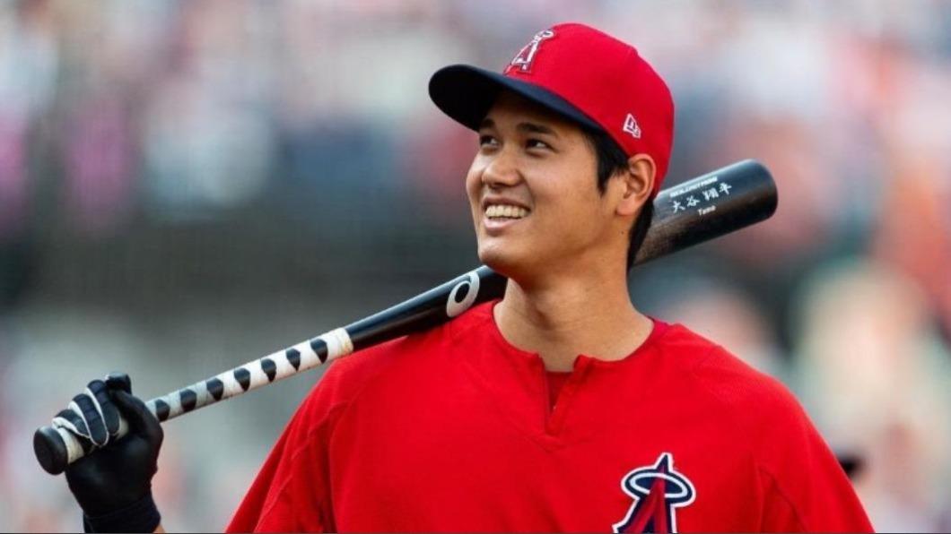 日籍二刀流球星大谷翔平獲得銀棒獎。（圖／翻攝自大谷翔平Instagram）