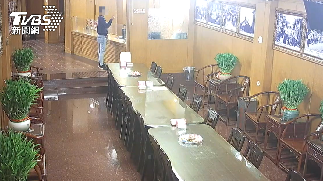 男子用假身分來申請作客媽祖。（圖／TVBS）