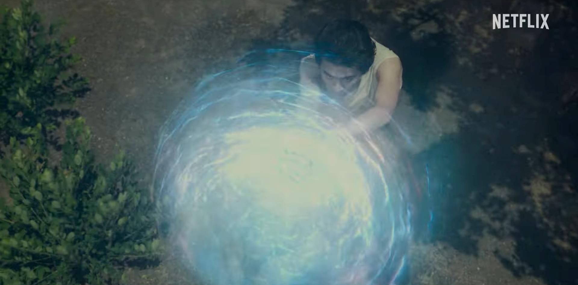 最後浦飯幽助發射「靈丸」的畫面讓粉絲直呼熱血。(圖/翻攝自Netflix YouTube)
