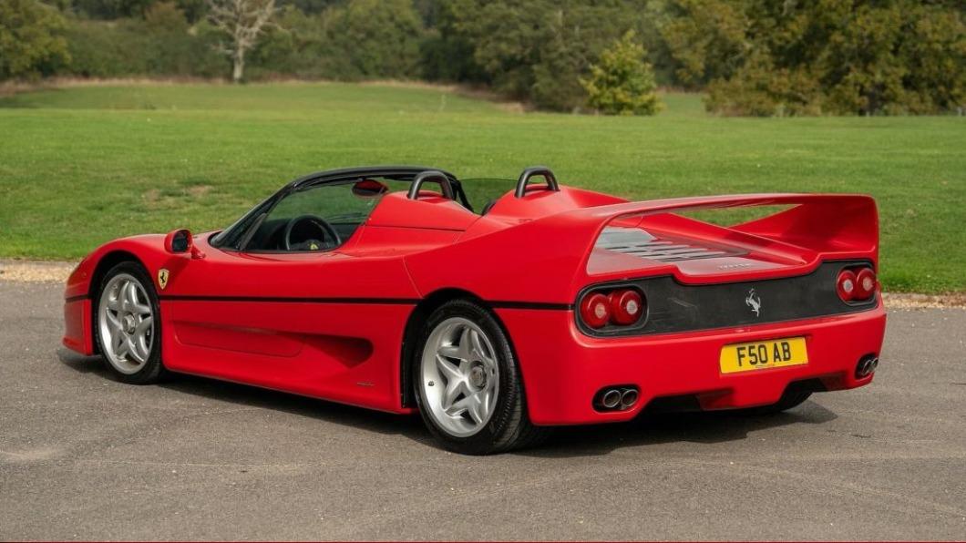 Ferrari F50近期又出現在拍賣公司網站上競標,目前成交價已來到245萬歐元(約新台幣8,460萬元)。(圖/翻攝自Collecting Cars)