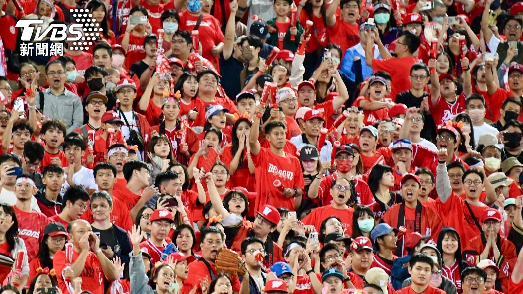 龍猿大戰!台灣大賽決勝G7滿場 味全龍樂天桃猿爭冠各有意義