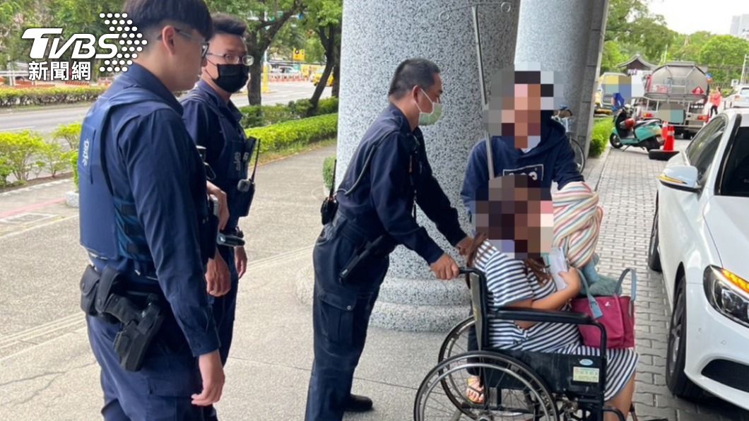 花蓮孕婦「羊水破裂」劇痛！夫急求助警　鳴笛開道飆送醫院