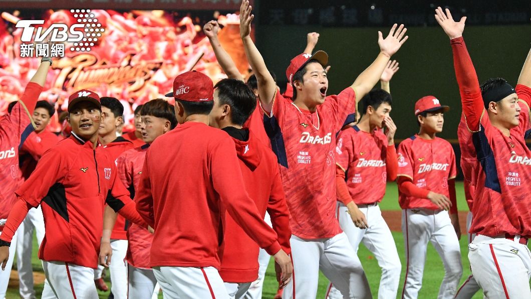味全龍奪下復隊後首冠。(圖/胡瑞麒攝)