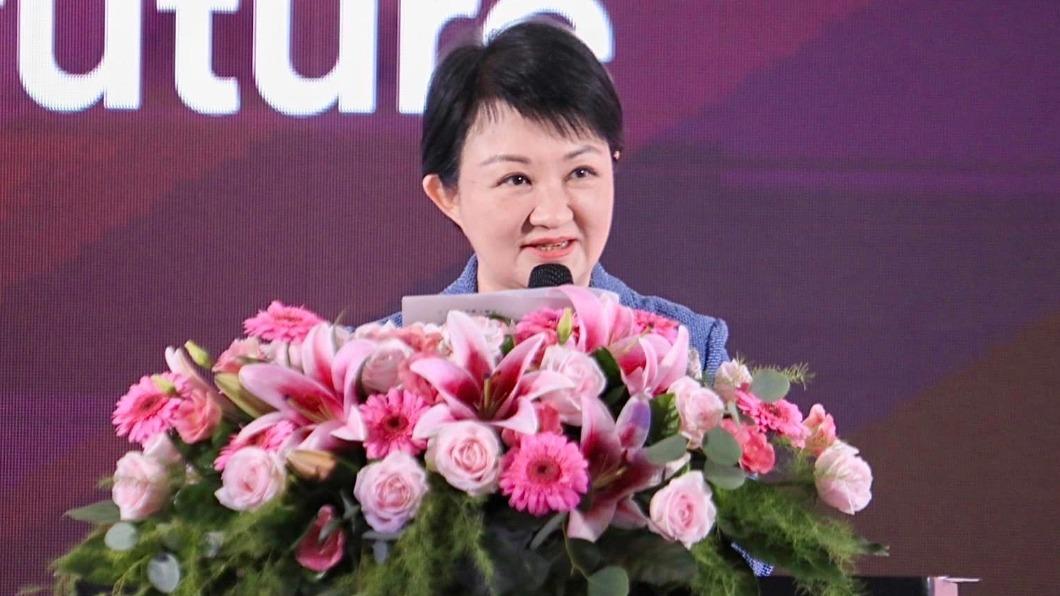 盧秀燕酸中央預算都不夠,「我們的立委在哪裡」。(圖/翻攝自盧秀燕臉書)