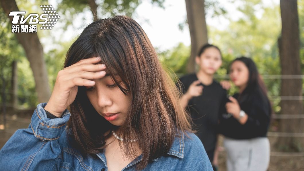 別約我出門!4星座「社交恐懼症」超嚴重 不自在又浪費時間