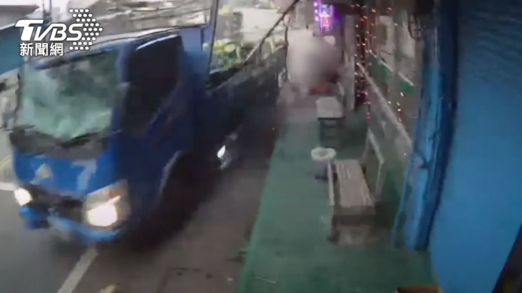 花蓮貨車無照駕駛還恍惚　撞死單車騎士「四肢骨折下巴變形」