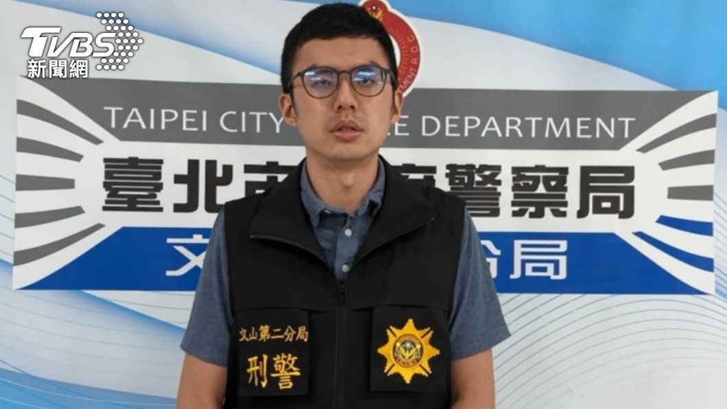偵查隊副隊長鍾獻德說明案情。(圖/TVBS)