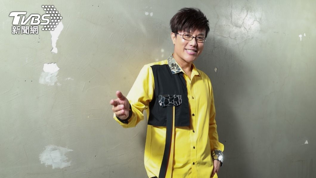 馮偉傑盼望接下來透過勤跑選舉場還清債務。(圖/趙世平攝)