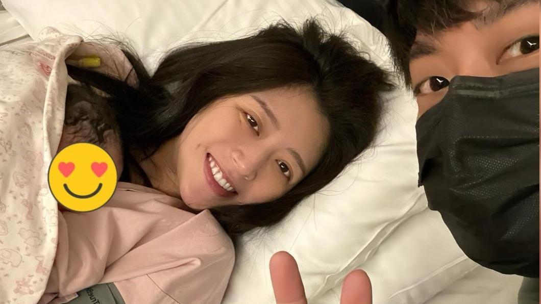 昔懷孕8週流產！女星「熬15小時產女」　一家三口照曝光
