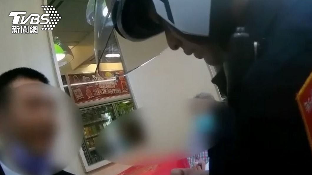 新店7旬婦已被騙85萬元還想面交百萬　兒報警超商抓車手