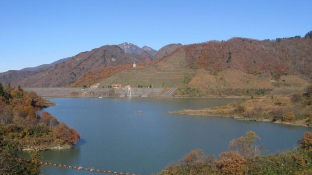 日工人水庫清淤泥 連人帶船遭「吸入排水口」下落不明