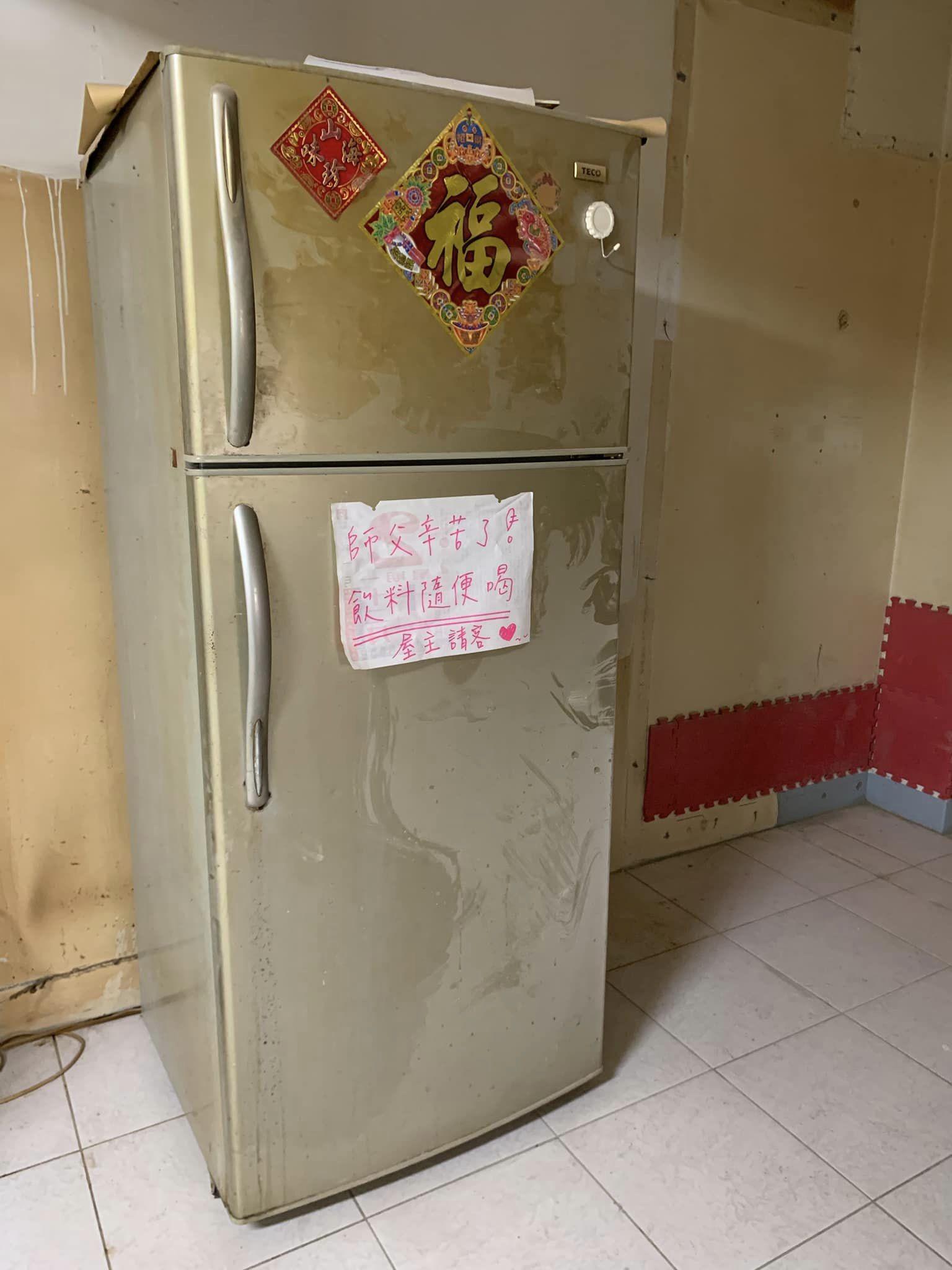 圖/翻攝自臉書社團「爆廢公社二館」