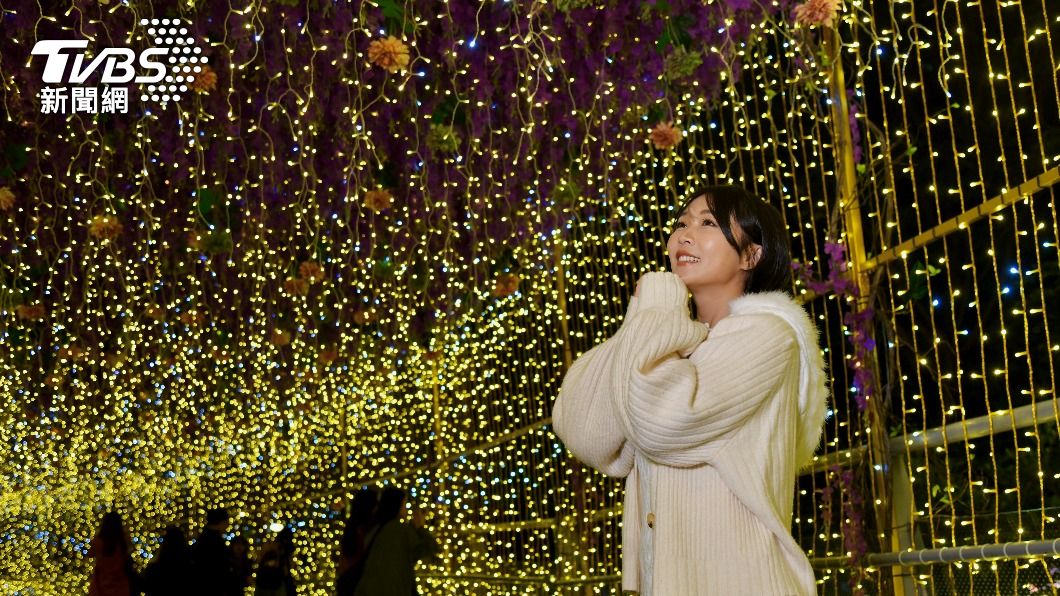 7大絕美光廊以多種元素與燈飾融合。(圖/胡瑞麒攝)