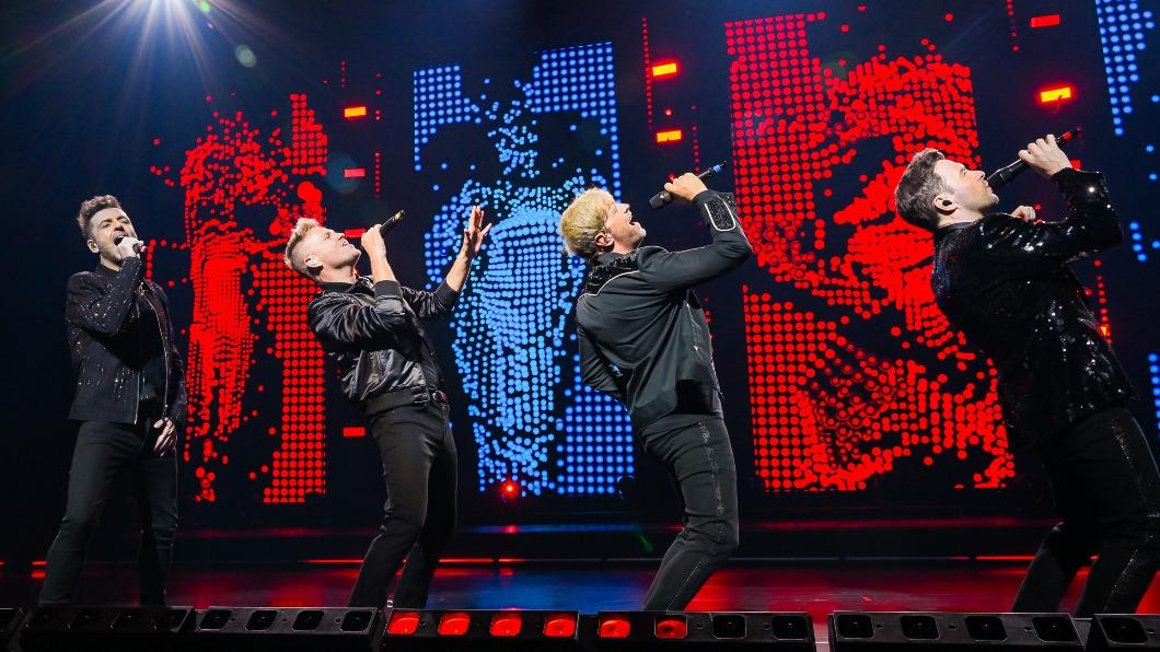 西城男孩帶來多首經典好歌,讓歌迷聽得陶醉。(圖/Live Nation Taiwan提供)