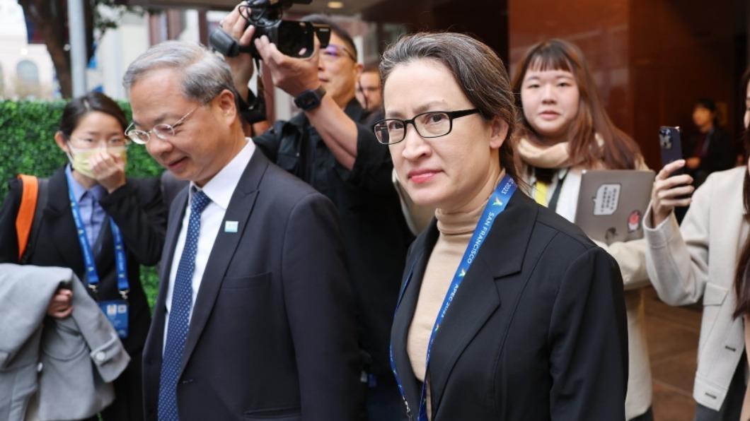 蕭美琴突現身APEC年會 面對總統副手提問微笑未回應