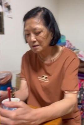 李炳輝妻子罹患中風及帕金森氏症。(圖/翻攝自許常德臉書)