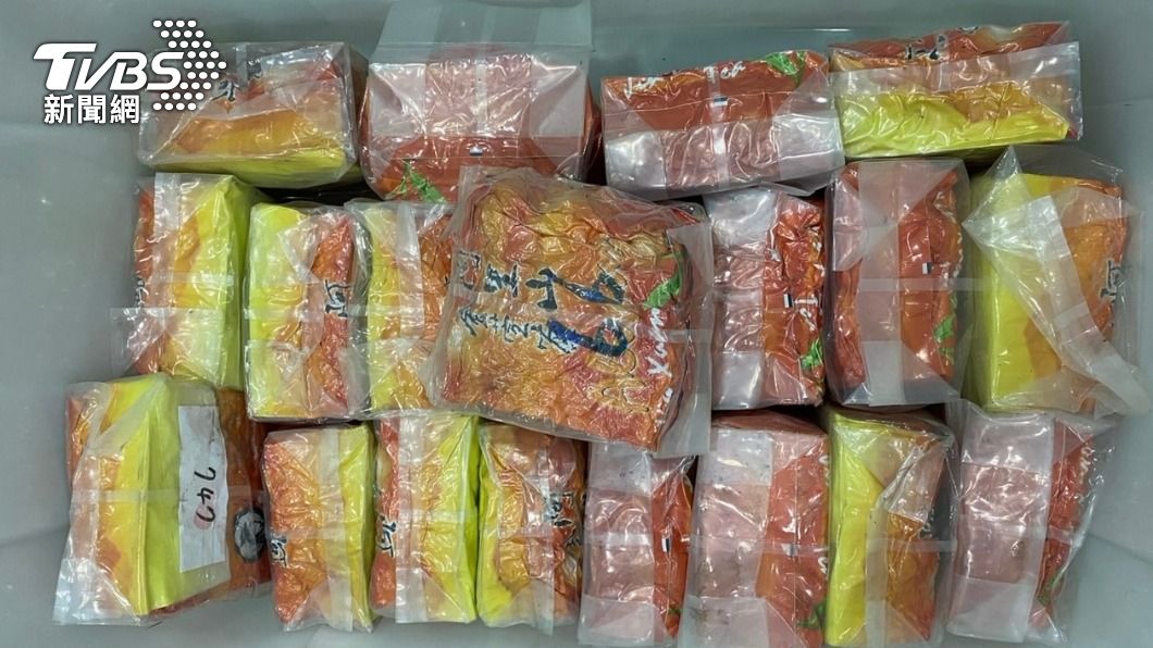 茶葉包裝毒品。(圖/TVBS)