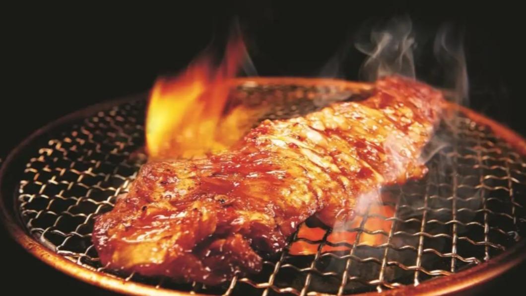 日本牛角燒肉橫濱店出包! 21人食物中毒 「8人驗出諾羅」