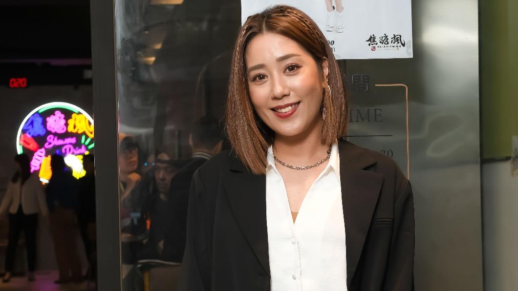 正妹女主唱空窗3年「無預警出櫃！」　認男女通吃：真愛跨越性別　