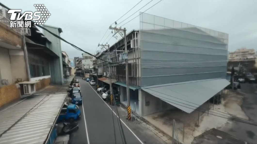 ▲「QUAN_泉。場」將老工廠帶出不一樣的面貌(圖/禾昆白實驗影像有限公司)