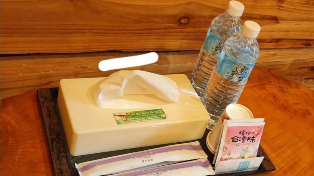 原PO好奇一般人是否都會拿走飯店備品。(圖/翻攝自報廢1公社 臉書社團)