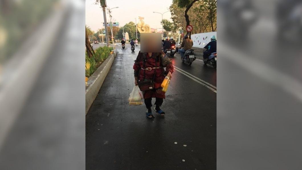 蔡阿嘎爆找到「鳳山水果阿嬤」 在地人曝真相打臉