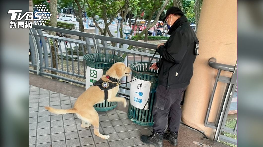 警方下午提前於周邊巡守,避免藏有爆裂物。(圖/TVBS)