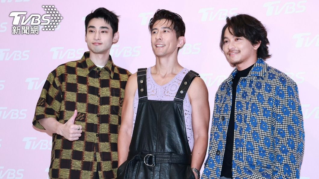 左起章廣辰、修杰楷、楊銘威出席《此時此刻》媒體聯訪。(圖/黃城碩攝)