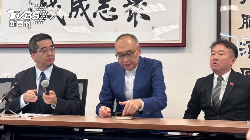馬辦18日舉行「公佈兩黨協商結論之民調檢視結果」記者會。(圖/林至柔攝)