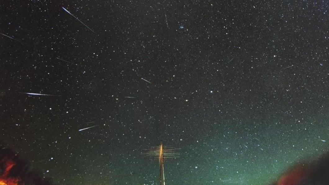 錯過等11年!今夜獅子座流星雨大爆發 仰德大道晚間9時交管