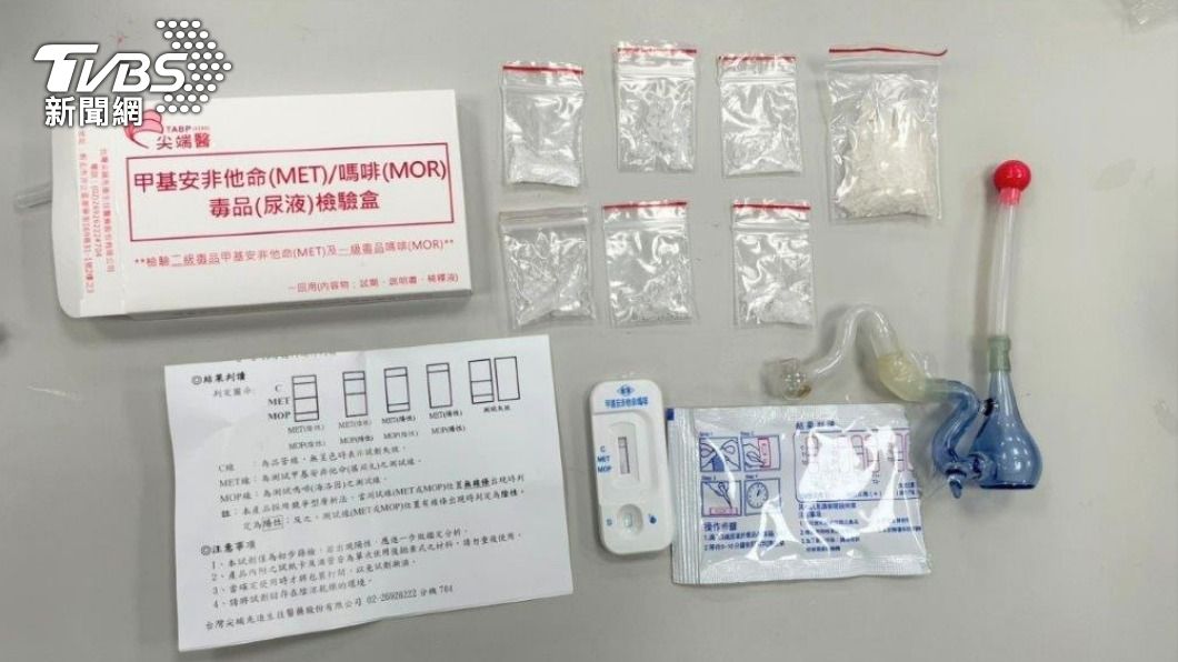 警方查扣安非他命、吸食器。（圖／TVBS）