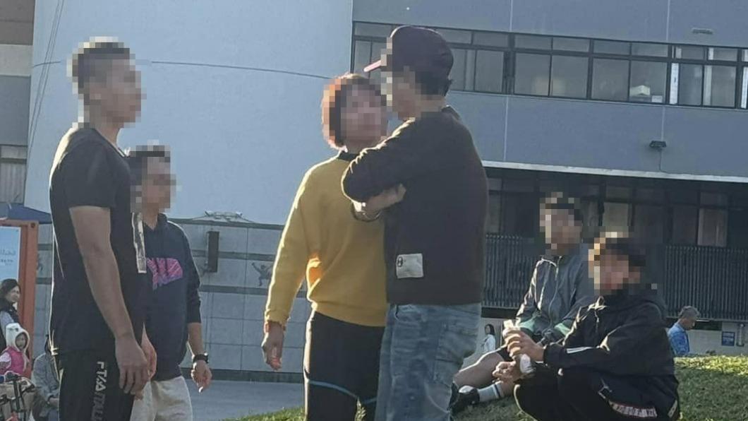 土城惡霸母子轉戰板橋！公園亮玩具槍　家長阻「沒人治得了，我治」