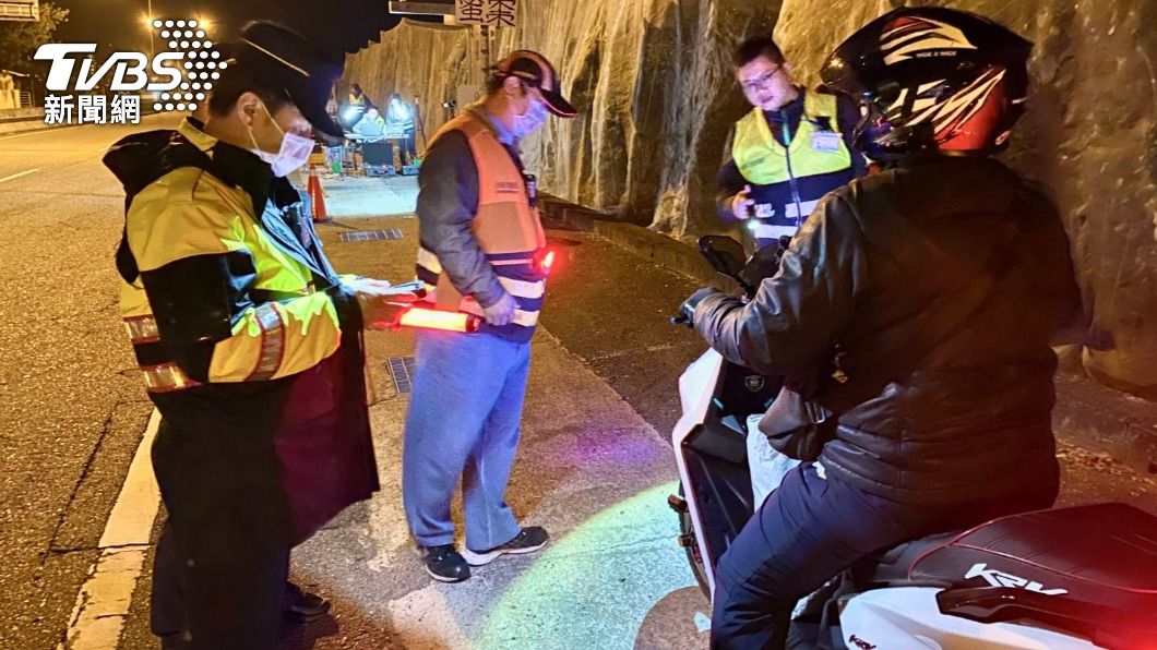 台14線飆仔「福龜大車聚」太囂張!警硬起來開罰300輛汽機車