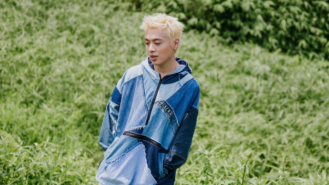 男星拍MV「竟曝光親哥黑歷史」 他傻眼:差點斷絕關係