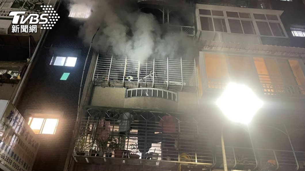 北投公寓暗夜惡火！女屋主險被濃煙嗆死　躲陽台驚險獲救