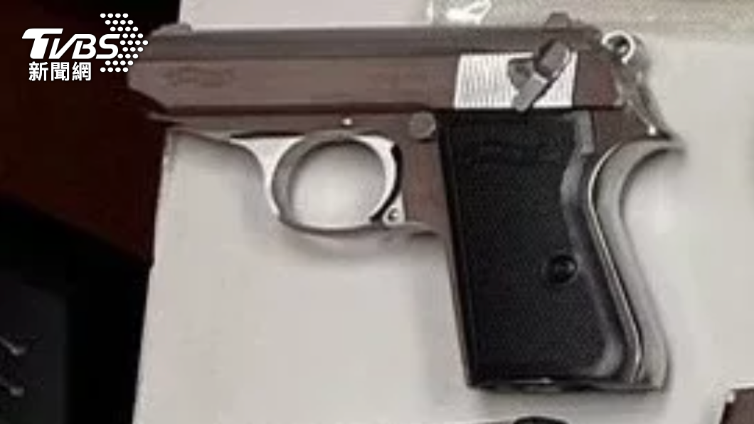 新竹民間軍火庫!男擁3槍4百發子彈 驚見007龐德專用槍