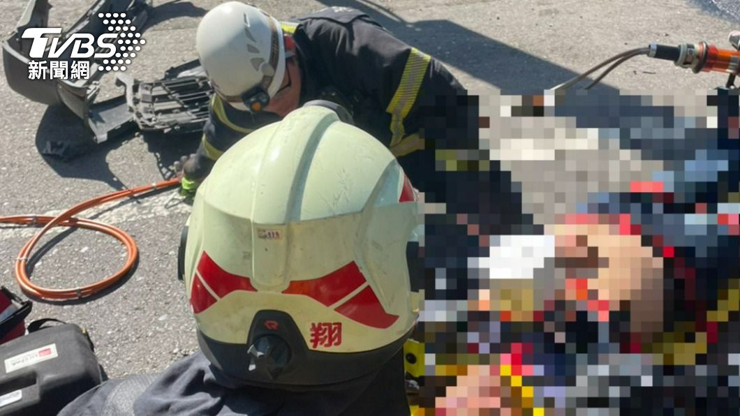 吳男當場失去呼吸心跳。（圖／TVBS）