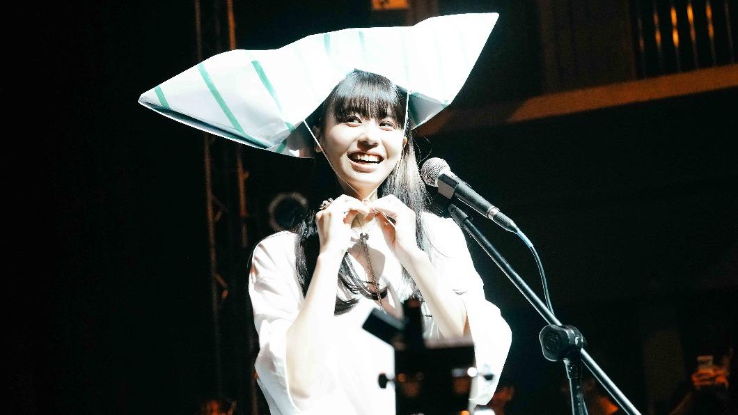 國民女友有夠猛!台上做出「1舉動」 粉絲全暈了