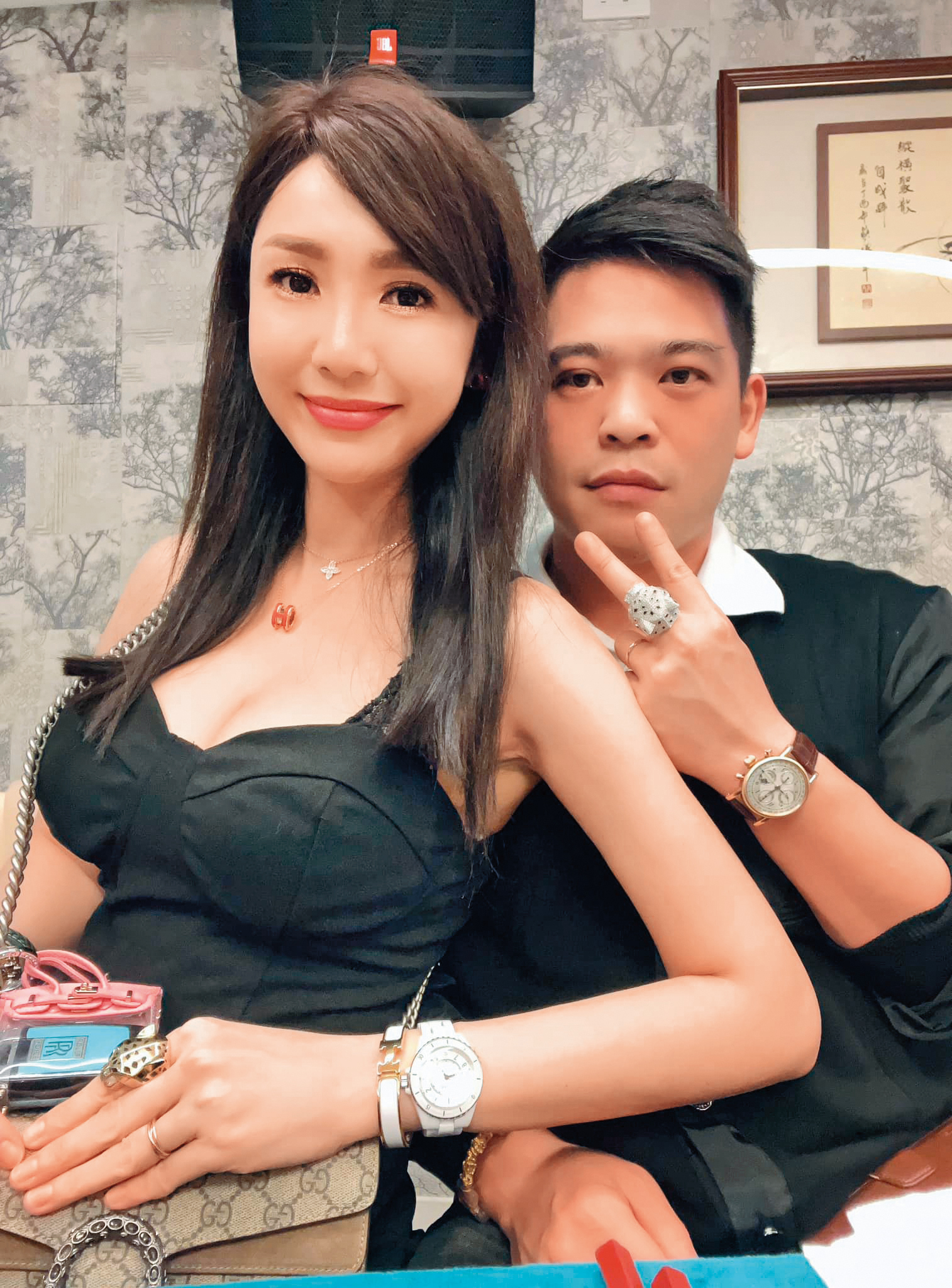 海倫清桃(左)和黃景裕公私都是最佳搭檔。(圖/翻攝自海倫清桃臉書)