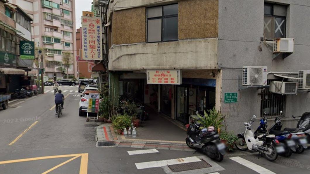 林東芳父離世! 麵店熟客早發覺「異狀」:沒勇氣問小老闆