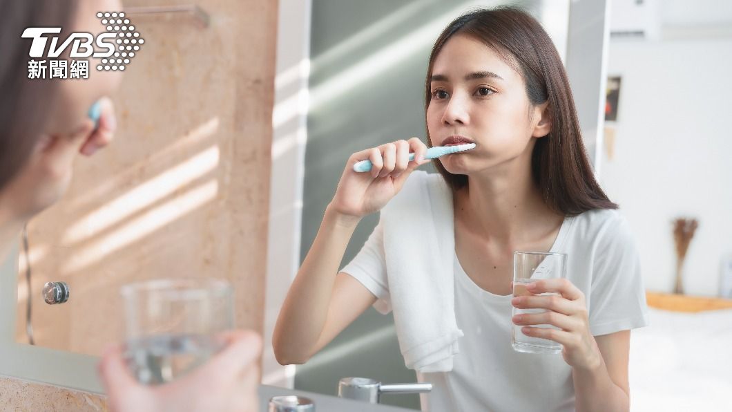 過年大啖美食!鋼牙矯正人注意 堅果、牛軋糖狂吃恐傷牙