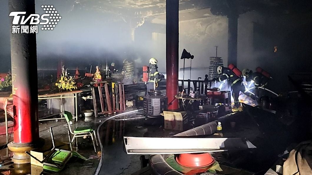 才歡慶45年!鹿港福崙宮惡火神像全燒毀 信眾喊:痛心